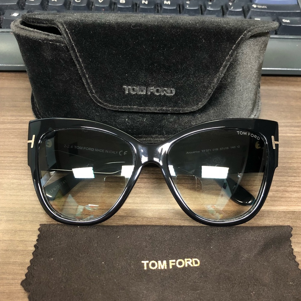Tom Ford Anoushka Sunglasses